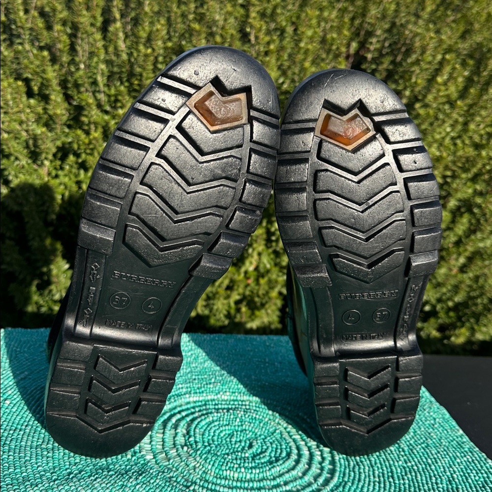 Burberry Nova Check ankle rain runner boots size 37, made in Italy - reposhing. - Picture 7 of 17